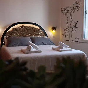 Liotru Maisonne, With En-suite Bathroom And Shared Bathroom Aeroporto di Catania Fontana Rossa